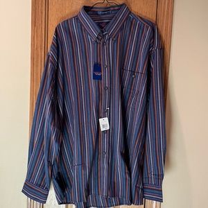 Men’s long sleeve striped dress shirt.  English Twill by ENRO.  Never been worn.